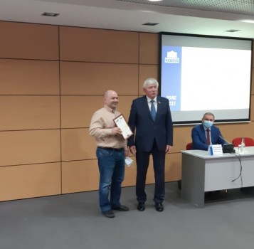 Глава КФХ Игорь Голдин отмечен наградой Законодательного Собрания РО
