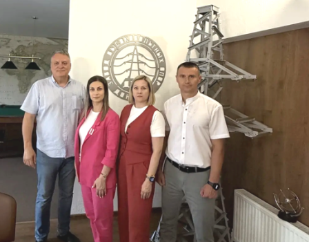 Рабочая встреча на базе ООО «ДЗВО»: укрепление экономических связей района