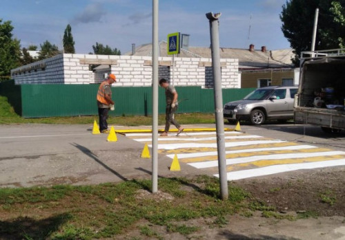 В Краснокутском поселении отсыпали парковку для общественного транспорта