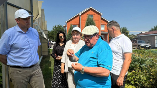 Павел Павлов посетил Селекционно-семеноводческий Центр «Ростовский»