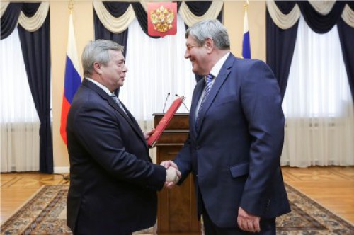 Глава Октябрьского района награжден Почетной грамотой губернатора Ростовской области